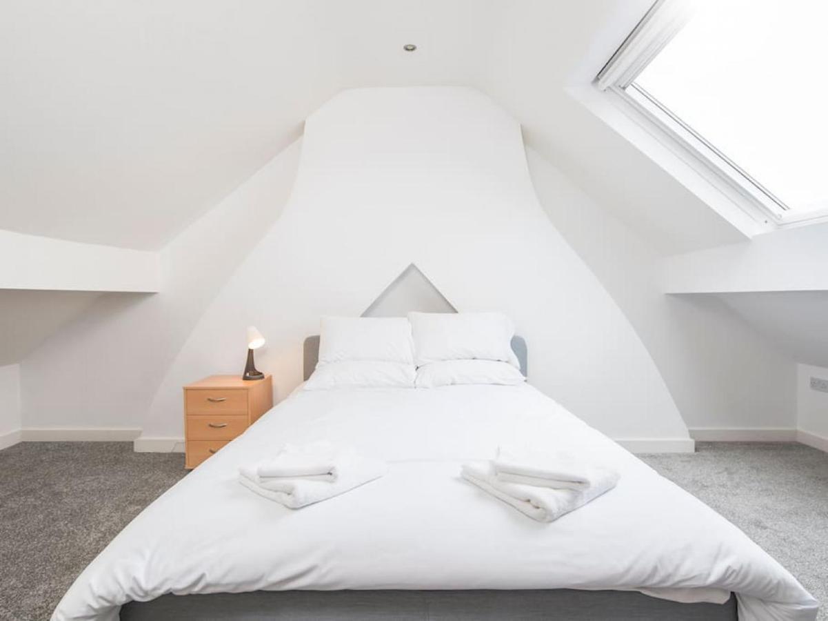 Spacious 4 Bedroom Character Home In Pontcanna 카디프 외부 사진